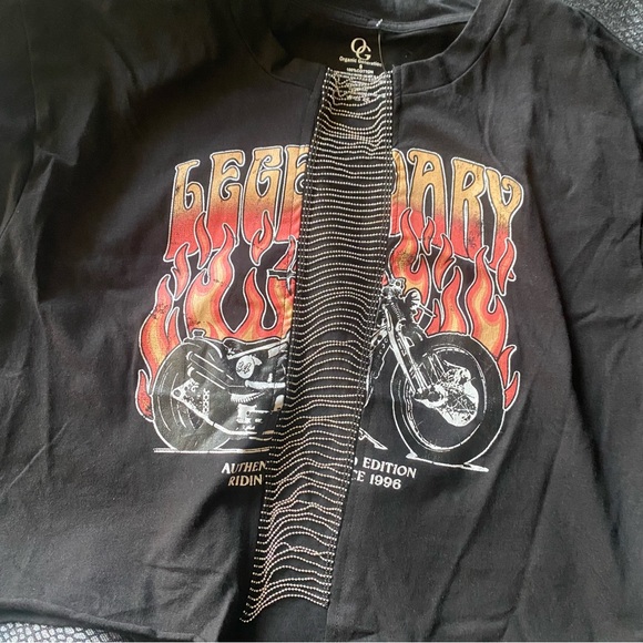 Legendary motorcycle Harley crop top with chains - Picture 2 of 7